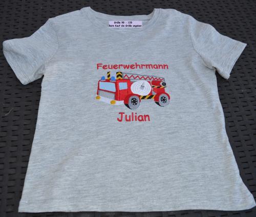 T-Shirt mit Feuerwehrauto und Geburtstagszahl